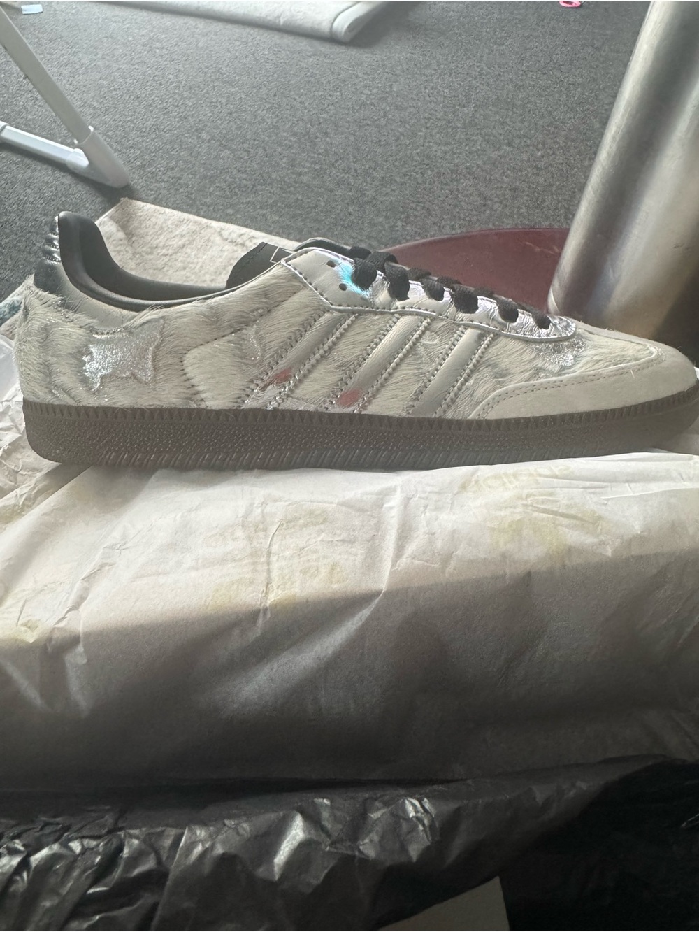 adidas Gray Low-Profile Casual Sneakers with Black Sole
